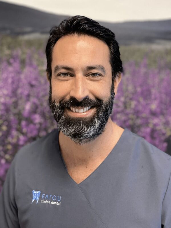 Fernando fatou dental en sevilla